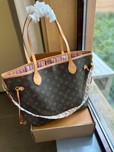 Load image into Gallery viewer, LB873 Braided Neverfull MM / 12.2 x 11 x 5.5 inches

