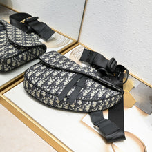 Load image into Gallery viewer, DR315 Saddle Bag / 7.8x11x2inch
