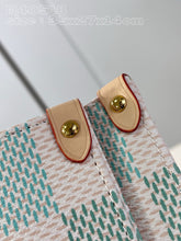 Load image into Gallery viewer, LB961 OnTheGo MM / 13.8 x 10.6 x 5.5inches / HIGHEST QUALITY VERSION
