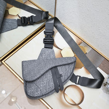 Load image into Gallery viewer, DR317 Saddle Bag / 7.8x11x2inch
