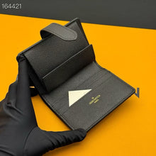 Load image into Gallery viewer, LB1228 Low Key Compact Wallet / 4.3 x 3.3 x 0.8 inches
