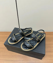 Load image into Gallery viewer, SE1404 CC Sandals / Size4-11
