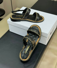 Load image into Gallery viewer, SE1404 CC Sandals / Size4-11
