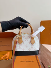 Load image into Gallery viewer, LB1474 Louis Vuitton Nano Alma BB / 16 x 12 cm
