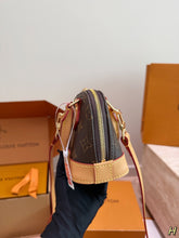 Load image into Gallery viewer, LB1475 Louis Vuitton Nano Alma BB / 16 x 12 cm
