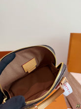 Load image into Gallery viewer, LB1475 Louis Vuitton Nano Alma BB / 16 x 12 cm
