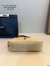 Load image into Gallery viewer, YSK416 Riffia Hobo Bag / 9.8x2.7x5.9inch
