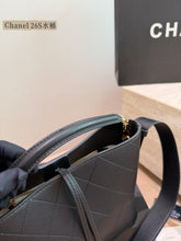 Load image into Gallery viewer, CC1433 Chanel 26S Bucket Bag / 27 x 20 cm
