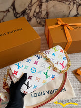 Load image into Gallery viewer, LB1476 LV x Takashi Murakami White Multicolore Pochette / 23cm

