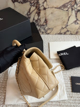 Load image into Gallery viewer, CC1434 Chanel Coco Handle Small / 23 x 15 cm
