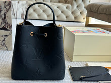 Load image into Gallery viewer, LB1234 NéoNoé MM / 10.2 x 10.2 x 6.9 inches
