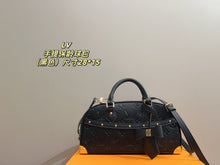 Load image into Gallery viewer, LB1307 Bowling Bag / 11x5.9x3.9inch
