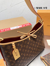 Load image into Gallery viewer, LB874 CarryAll PM/MM
