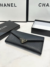 Load image into Gallery viewer, PD284 Large Leather Wallet / 7.4x3.9inch
