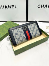 Load image into Gallery viewer, GC622 Ophidia GG Zip Around Wallet / 7.5&quot;W x 4.5&quot;H x 1&quot;D
