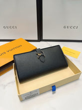 Load image into Gallery viewer, LB957 LV Vertical Wallet / 3.9 x 7.5 x 0.7inches
