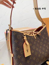 Load image into Gallery viewer, LB874 CarryAll PM/MM
