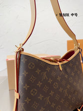 Load image into Gallery viewer, LB874 CarryAll PM/MM
