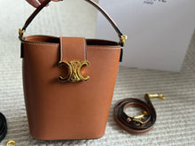 Load image into Gallery viewer, CL137 Teen Triomphe Bag / 6 x 7 x 5 IN
