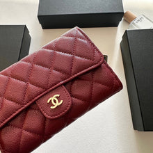 Load image into Gallery viewer, CC1435 Chanel Classic Flap Wallet / 15 x 10 cm
