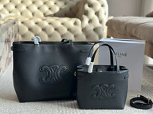 Load image into Gallery viewer, CL138 MINI/SMALL CABAS ANAIS CUIR TRIOMPHE SHIPPING BAG
