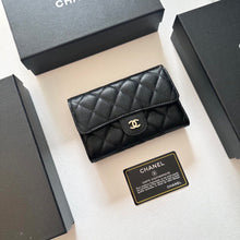 Load image into Gallery viewer, CC1435 Chanel Classic Flap Wallet / 15 x 10 cm
