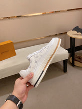 Load image into Gallery viewer, MSE079 LB Men&#39;s Sneakers / Size7-10
