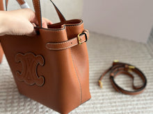 Load image into Gallery viewer, CL139 MINI/SMALL CABAS ANAIS CUIR TRIOMPHE SHIPPING BAG
