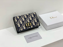 Load image into Gallery viewer, DR616 Dior 30 Montaigne Compact Wallet / 13.5 x 9.5 x 3.5 cm
