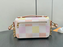 Load image into Gallery viewer, LB960 Pochette Métis East West / 8.5 x 5.3 x 2.4inches / HIGHEST QUALITY VERSION
