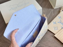 Load image into Gallery viewer, LB991 Félicie Pochette / 8.3 x 4.7 x 1.2 inches
