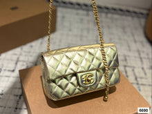 Load image into Gallery viewer, CC1086 Mini/Small Flap Bag
