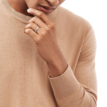 Load image into Gallery viewer, JW782 T&amp;CO.® Band Ring
