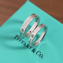 Load image into Gallery viewer, JW782 T&amp;CO.® Band Ring
