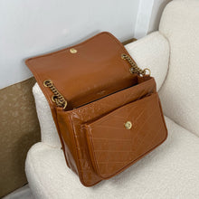 Load image into Gallery viewer, YSK332 Niki Baby in Vintage Leather / 8.2 x 6 x 2.9 INCHES / HIGHEST QUALITY VERSION
