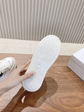 Load image into Gallery viewer, SE1607 Dior Star Platform Sneaker / Size5-10
