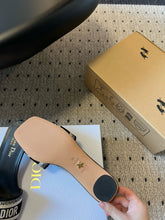 Load image into Gallery viewer, SE1608 Dior Dway Heeled Slide 3.5cm(1.5inch) / Size4-11
