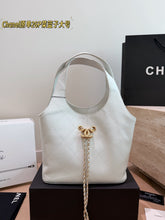 Load image into Gallery viewer, CC1439 Chanel Classic Hobo Bag / Large (23 cm), Small (18 cm)

