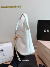 Load image into Gallery viewer, CC1439 Chanel Classic Hobo Bag / Large (23 cm), Small (18 cm)
