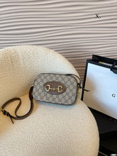 Load image into Gallery viewer, GC601 Gucci Horsebit 1955 Small Shoulder Bag / 7.9&quot;W x 5.1&quot;H x 2.4&quot;D
