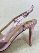Load image into Gallery viewer, SE1538 VLOGO SIGNATURE SLINGBACK PUMP / Size5-10
