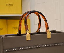 Load image into Gallery viewer, FF219 Fendi Sunshine Medium / 13.7x12.2x6.7inch
