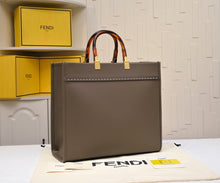 Load image into Gallery viewer, FF219 Fendi Sunshine Medium / 13.7x12.2x6.7inch
