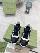 Load image into Gallery viewer, SE1070 GG Women&#39;s MAC80 sneaker /  Size5-11
