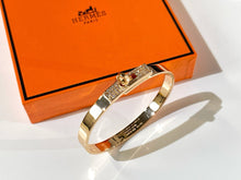 Load image into Gallery viewer, JW1426 Hermes Bracelet
