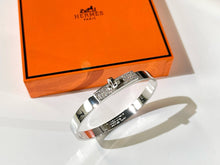 Load image into Gallery viewer, JW1426 Hermes Bracelet
