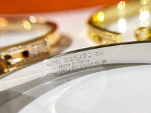 Load image into Gallery viewer, JW1426 Hermes Bracelet
