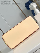 Load image into Gallery viewer, LB1140 Pochette Cosmétique GM / HIGHEST QUALITY VERSION / 10.6 x 7.1 x 3.5 inches
