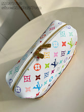 Load image into Gallery viewer, LB1140 Pochette Cosmétique GM / HIGHEST QUALITY VERSION / 10.6 x 7.1 x 3.5 inches
