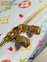 Load image into Gallery viewer, LB1140 Pochette Cosmétique GM / HIGHEST QUALITY VERSION / 10.6 x 7.1 x 3.5 inches
